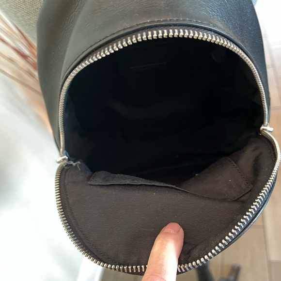 Coach Zebra MN CHRLE 39033 SV/BLACK
Coach Mini Charlie Women's Zebra Print EC - Picture 7 of 16